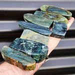 1kg Raw New Zealand Greenstone / Pounamu Carving Slices (R14B353)