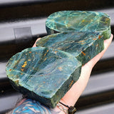 1kg Raw New Zealand Greenstone / Pounamu Carving Slices (R14B413)