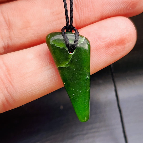 Natural Greenstone Pendant Necklace (AJJC2346)