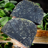 1.3kg BLACK Raw New Zealand Greenstone / Pounamu Carving Slices (R14B544)