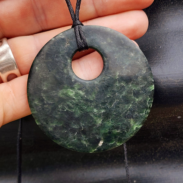 NZ Greenstone Pounamu Disk Pendant Necklace (N419)
