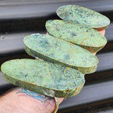 1kg Raw New Zealand Greenstone / Pounamu Carving Slices (R14B428)