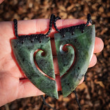 2pcs Matching NZ Greenstone Pounamu Koru Heart Pendant Necklace Pair (N978)
