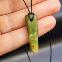 New Zealand Greenstone Pounamu Pendant Necklace (AJJC2315)
