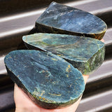 1kg Raw New Zealand Greenstone / Pounamu Carving Slices (R14B405)