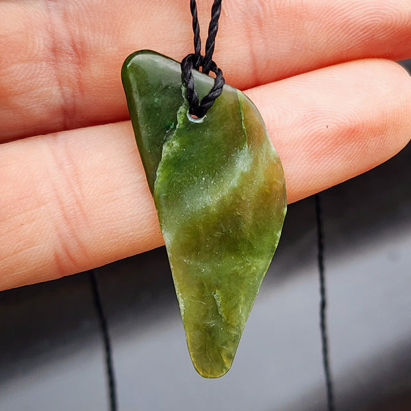 Natural Greenstone Pendant Necklace (AJJC2425)