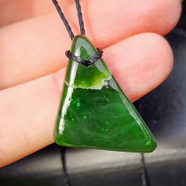 Natural Greenstone Pendant Necklace (AJJC2456)