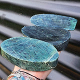 1kg Raw New Zealand Greenstone / Pounamu Carving Slices (R14B431)