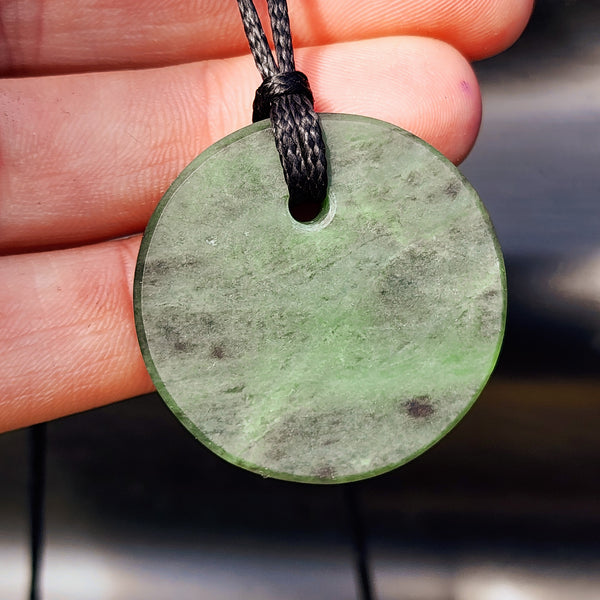 NZ Greenstone Pounamu Disk Pendant Necklace (N308)