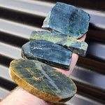 1kg Raw New Zealand Greenstone / Pounamu Carving Slices (R14B319)
