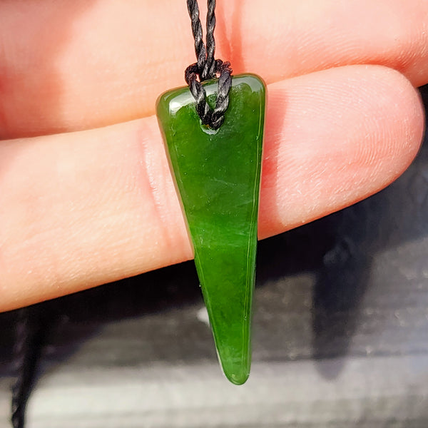 Natural Greenstone Pendant Necklace (AJJC2452)