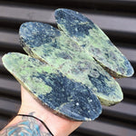 1kg Raw New Zealand Greenstone / Pounamu Carving Slices (R14B244)