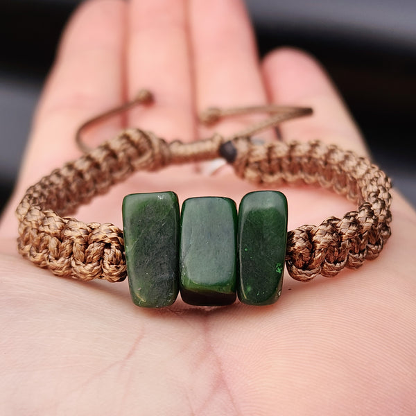 New Zealand Greenstone One Off Macrame Bracelet (1A3-740)