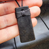 NZ Black Greenstone Pounamu Toki Pendant Necklace (N475)