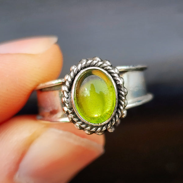 (R) Solid Sterling Silver & Natural Peridot Handmade Rustic Solitaire Ring