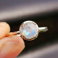 Solid 925 Sterling Silver & Natural Moonstone Double Claw Signet Ring