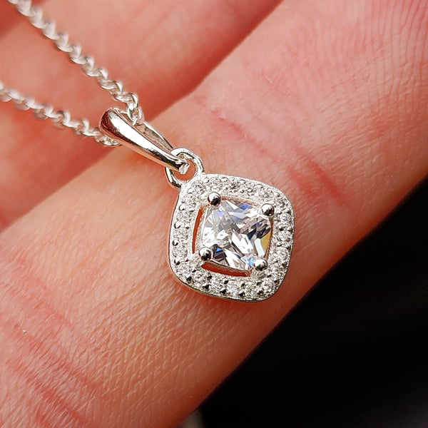 Solid 925 Sterling Silver & 8.5mm Simulated Diamonds Pendant Necklace
