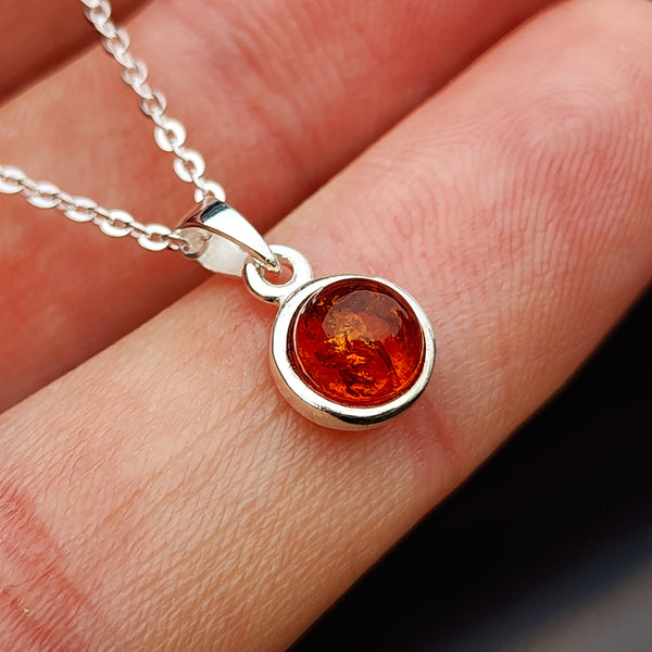 Solid 925 Sterling Silver & Natural Amber 8mm Round Pendant Necklace
