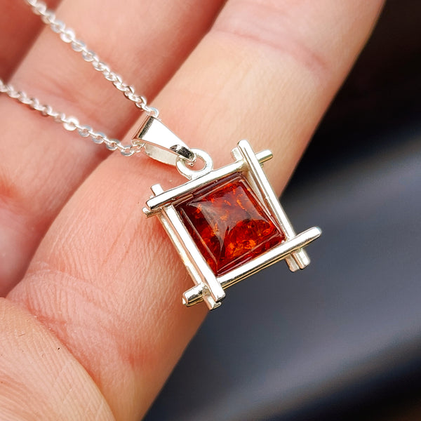 Solid 925 Sterling Silver & Boxed Natural Amber Pendant Necklace