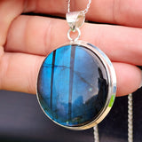 925 Sterling Silver & Natural Blue Labradorite Round Pendant Necklace