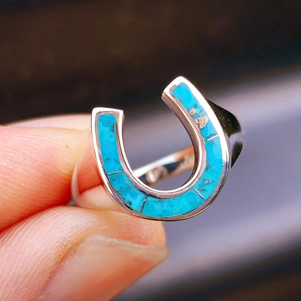 (R) Solid 925 Sterling Silver & Natural Turquoise Horseshoe Ring