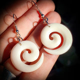 Natural Carved Maori Bone Carving Earrings - Koru
