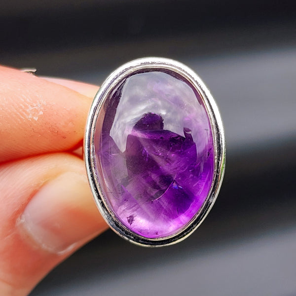 (T) Solid Sterling Silver & Natural Amethyst Oval Handmade Solitaire Ring