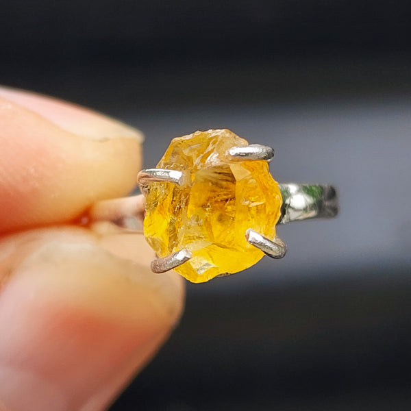 (O) Solid Sterling Silver & Raw Citrine Stone Handmade Solitaire Ring