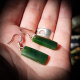 NZ Greenstone Pounamu Hanging Hook Earrings (N689)
