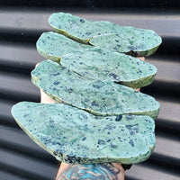 1kg Raw New Zealand Greenstone / Pounamu Carving Slices (R14B194)