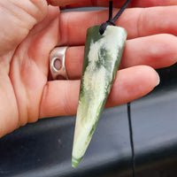 NZ Greenstone Pounamu Tooth Pendant Necklace (N374)