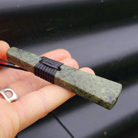 NZ Greenstone Pounamu Toki Pendant Necklace (N289)