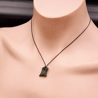 New Zealand Greenstone Pounamu Pendant Necklace (AJJC2280)