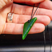 New Zealand Greenstone Pounamu Pendant Necklace (AJJC2339)