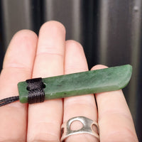 NZ Greenstone Pounamu Toki Pendant Necklace (N177)