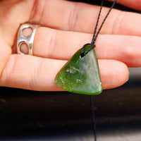 New Zealand Greenstone Pounamu Pendant Necklace (AJJC2325)