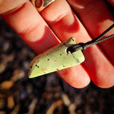 NZ Greenstone Pounamu Niho Pendant Necklace (N1092)