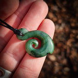 NZ Greenstone Pounamu Koru Pendant Necklace (N869)