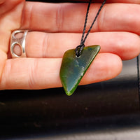 New Zealand Greenstone Pounamu Pendant Necklace (AJJC2330)