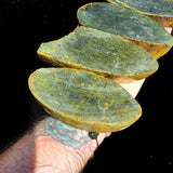 1.2kg Raw New Zealand Greenstone / Pounamu Carving Slices (R14B568)