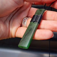 NZ Greenstone Pounamu Toki Pendant Necklace (N306)