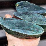 1kg Raw New Zealand Greenstone / Pounamu Carving Slices (R14B397)