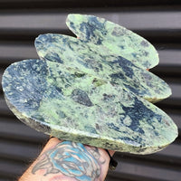 1kg Raw New Zealand Greenstone / Pounamu Carving Slices (R14B227)