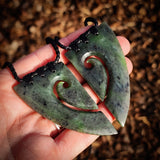 2pcs Matching NZ Greenstone Pounamu Koru Heart Pendant Necklace Pair (N978)