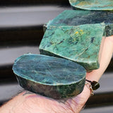 1kg Raw New Zealand Greenstone / Pounamu Carving Slices (R14B420)