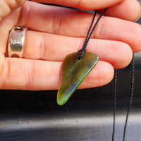 New Zealand Greenstone Pounamu Pendant Necklace (AJJC2335)