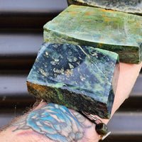 1kg Raw New Zealand Greenstone / Pounamu Carving Slices (R14B356)