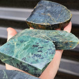 1kg Raw New Zealand Greenstone / Pounamu Carving Slices (R14B506)