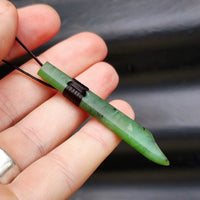 NZ Greenstone Pounamu Toki Pendant Necklace (N156)