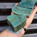 1kg Raw New Zealand Greenstone / Pounamu Carving Slices (R14B388)